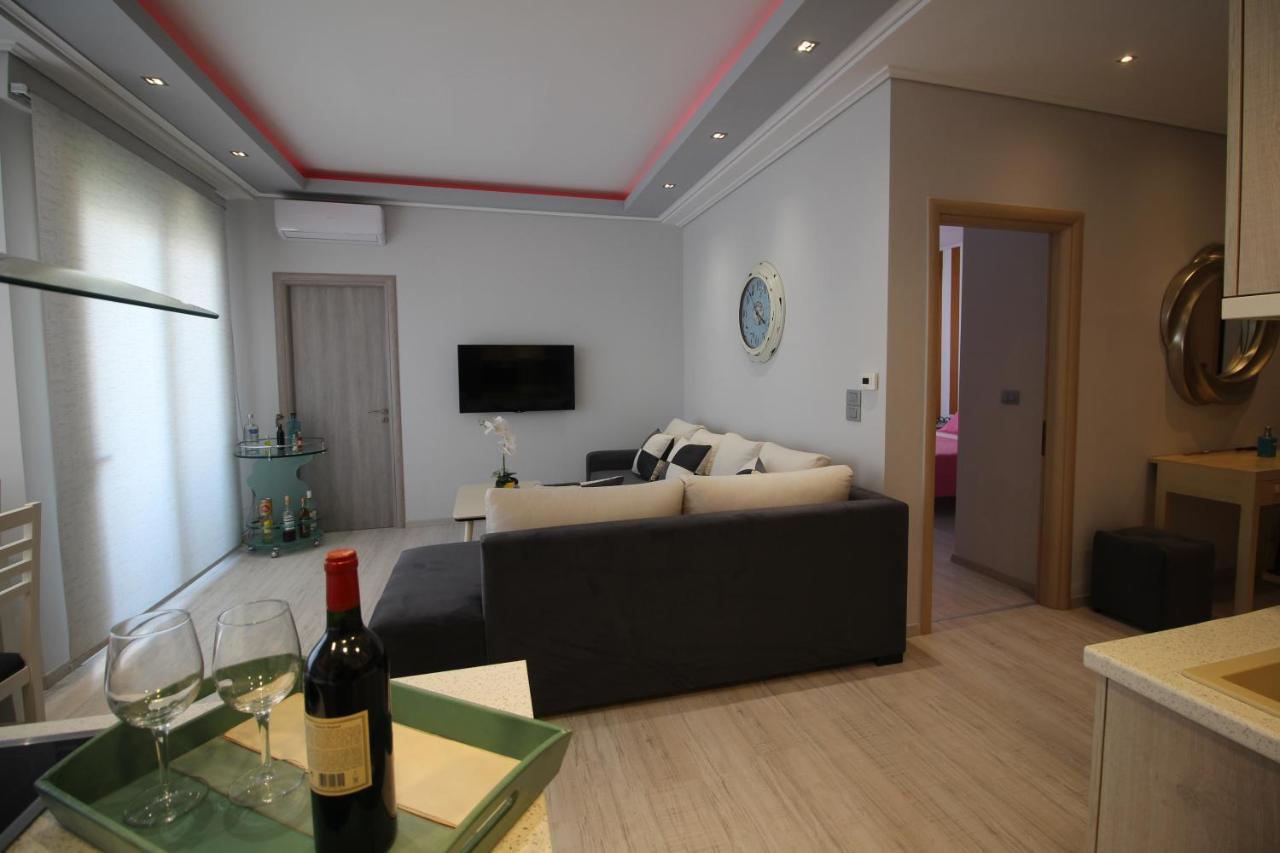 סרנדה Luxury Seafront Apartments מראה חיצוני תמונה