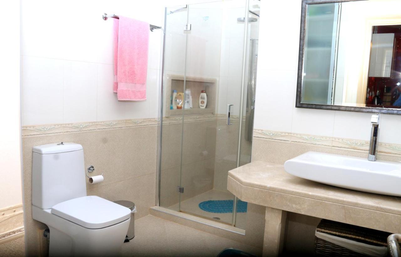 סרנדה Luxury Seafront Apartments מראה חיצוני תמונה