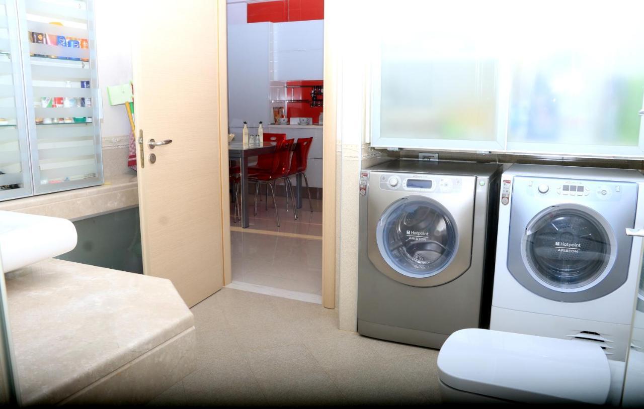 סרנדה Luxury Seafront Apartments מראה חיצוני תמונה